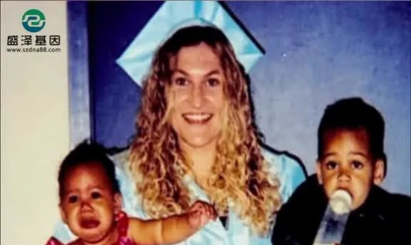 醫(yī)學(xué)怪病奇美拉現(xiàn)象:親自生未必是親生?你身體還住著另一個人? 醫(yī)學(xué)怪病奇美拉現(xiàn)象:親自生未必是親生?你身體還住著另一個人?