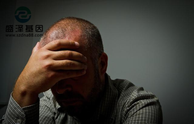 懷疑兒子不是親生，丈夫要做兩次親子鑒定，妻子為啥不同意？