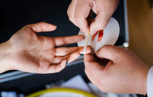 親子鑒定讓抑郁癥不治而愈 親子鑒定讓抑郁癥不治而愈