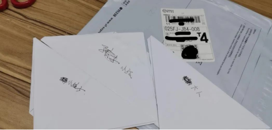 申請親子鑒定麻煩嗎,哪些東西可以做?血痕樣本可以嗎? 申請親子鑒定麻煩嗎,哪些東西可以做?血痕樣本可以嗎?